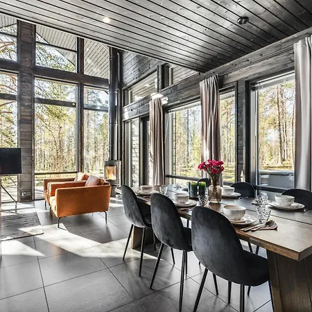 Luxury Aurora Pine By Hilla Apartament *